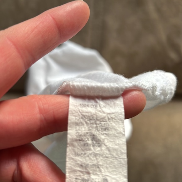 Short Sleeve White “Darlin” Floral Tee Shirt - Junior M - Picture 4 of 4